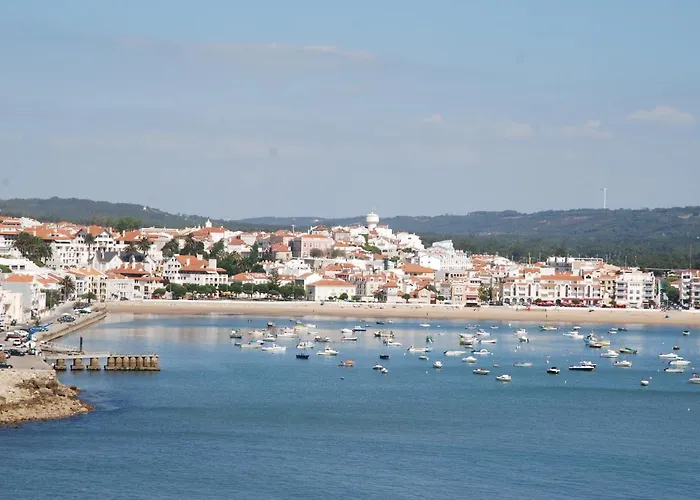 Lighthouse - House With Amazing Sea Views São Martinho do Porto