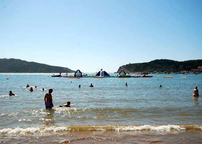 Lighthouse - House With Amazing Sea Views Nyaraló *